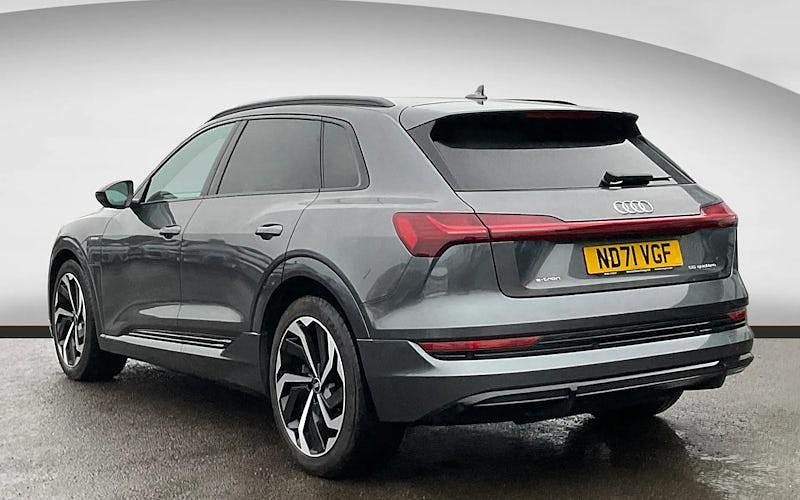 Used Audi e-tron Black Edition 300 kW (408 HP) 2022 Grey SUV