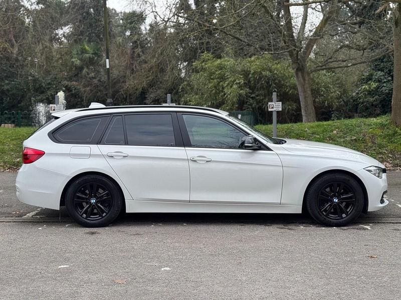 Used BMW 320 Efficient Dynamics 2017 White Estate