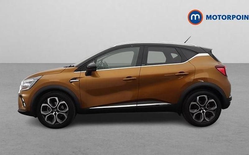 Used Renault Captur Version S 143 HP (105 kW) 2021 Orange/black SUV