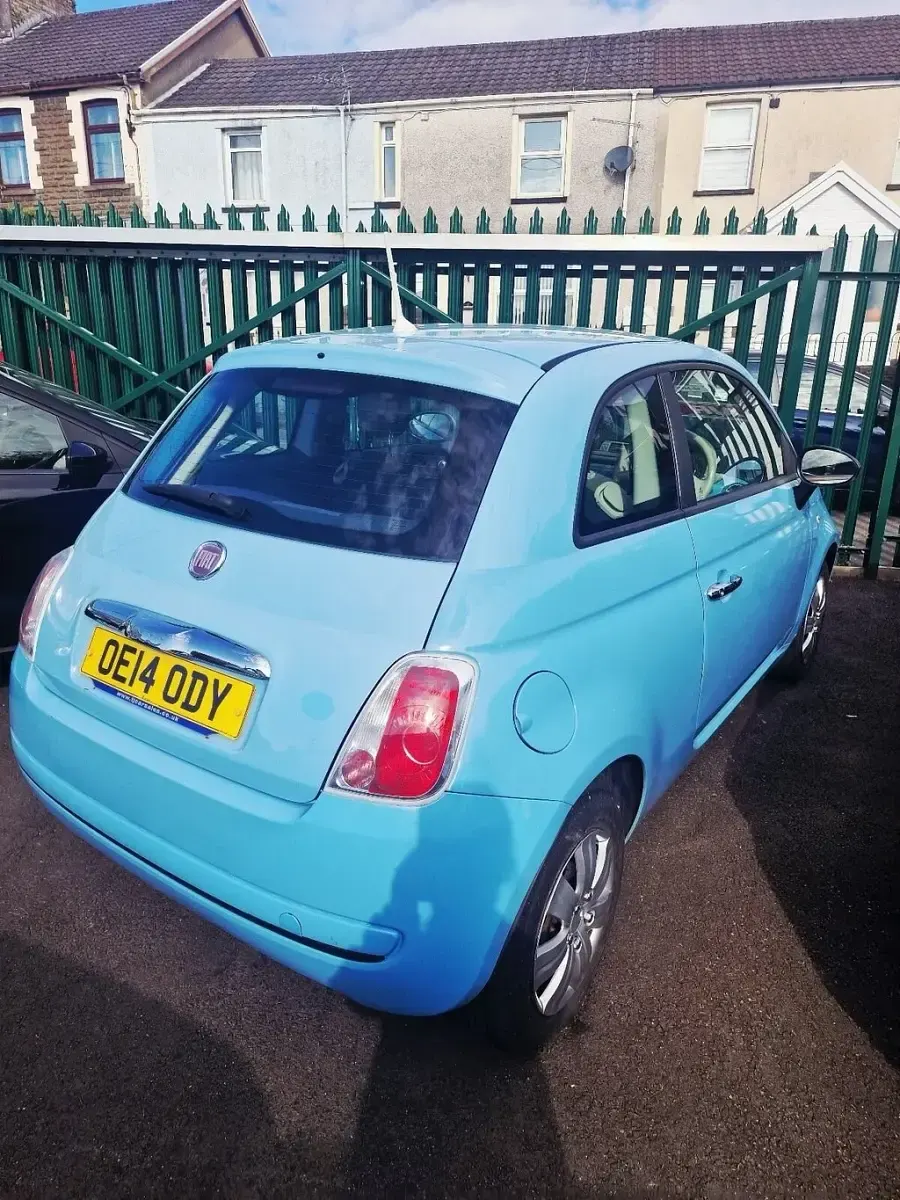 Usado Fiat 500 69 CV (50 kW) 2014 Azul Utilitario