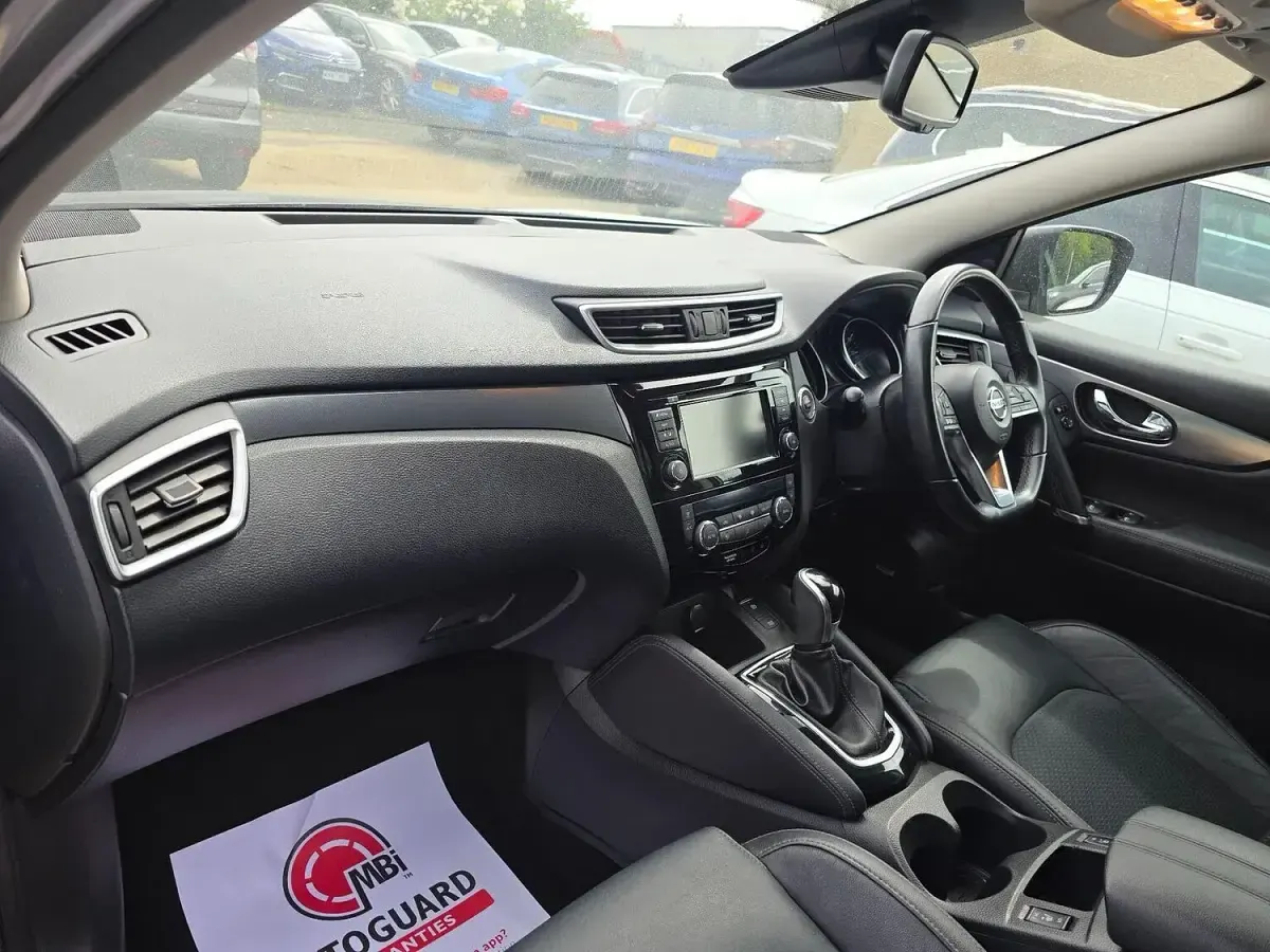 Used Nissan Qashqai S 160 HP (117 kW) 2020 Grey SUV