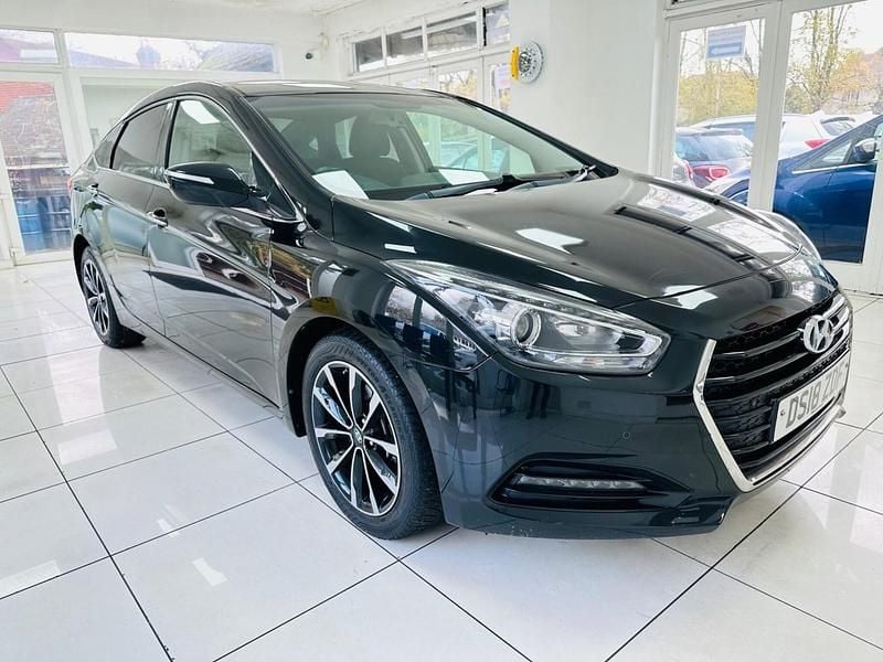Black Used 2018 Hyundai i40 SE Sedan | £9,150 (Fair price) - Image 1/4