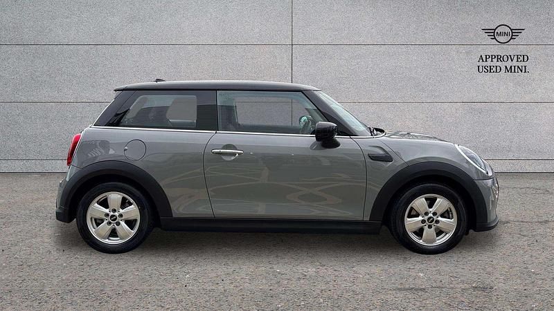 Used Mini Cooper Classic 134 HP (98 kW) 2022 Grey Hatchback
