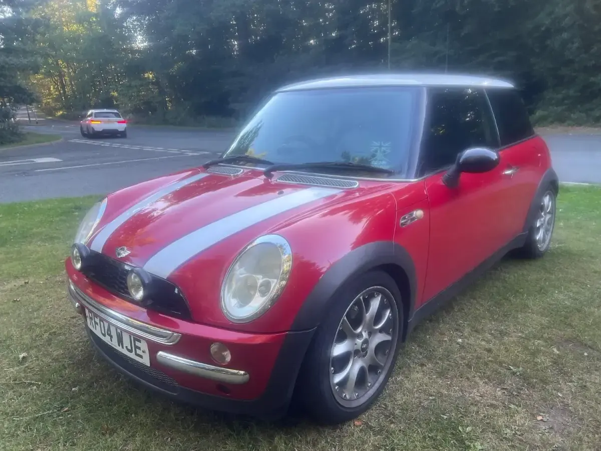 Used Mini Cooper Hatch 2004 Red Hatchback