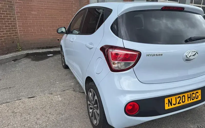 Used Hyundai i10 100 HP (73 kW) 2020 Grey Hatchback