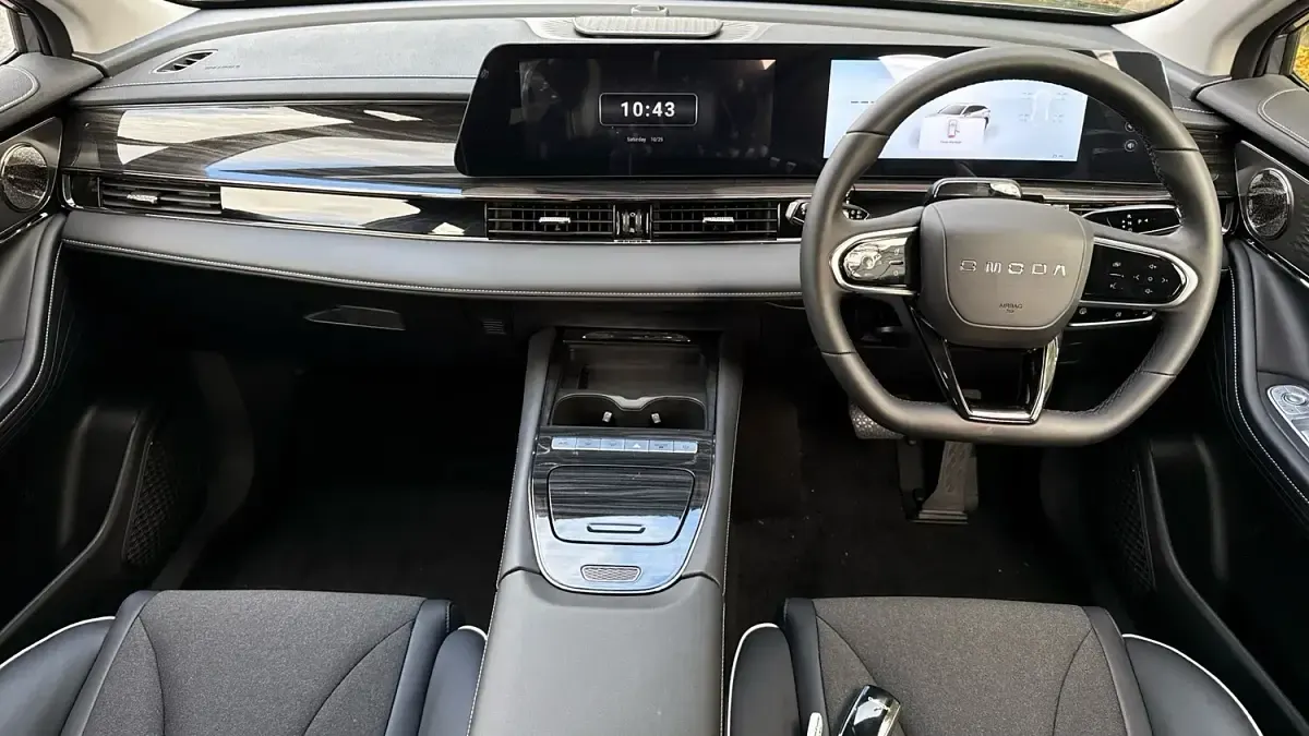 Used Omoda 5 150 kW (204 HP) 2025 Grey SUV
