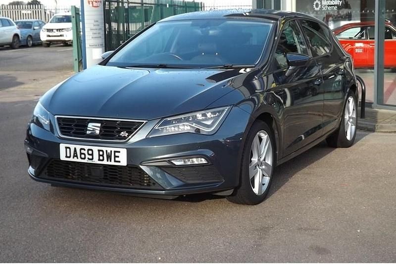 Grey Used 2020 Seat Leon FR Hatchback | £11,995 (Good price) - Image 1/1