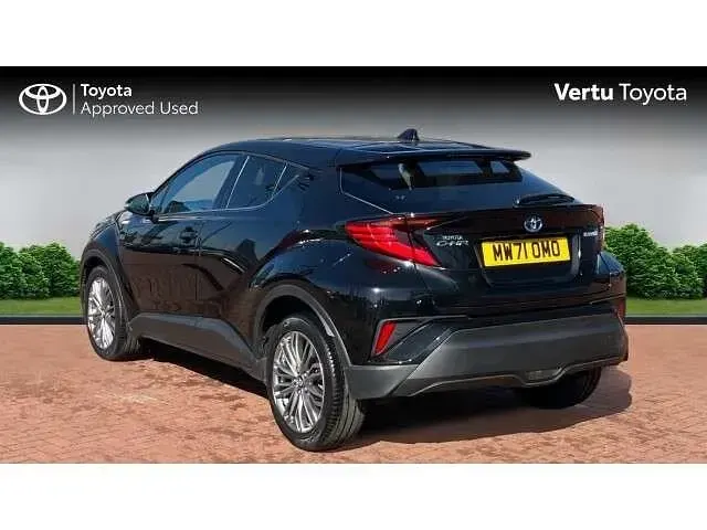 Second-hand Toyota C-HR 122 CP (89 kW) 2021 Negru SUV