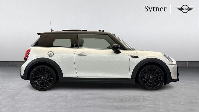 Używany Mini Cooper S Exclusive 176 KM (129 kW) 2023 Biały Hatchback