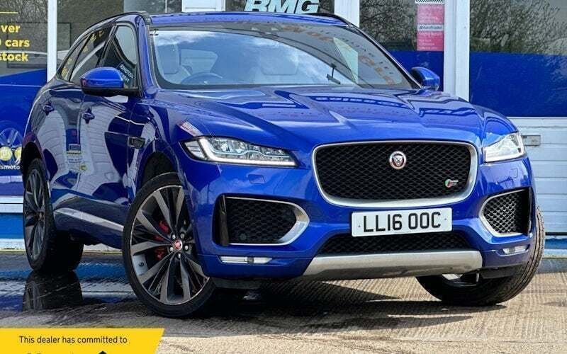Blue Used 2016 Jaguar F-Pace First Edition SUV | £18,450 (Fair price) - Image 1/4