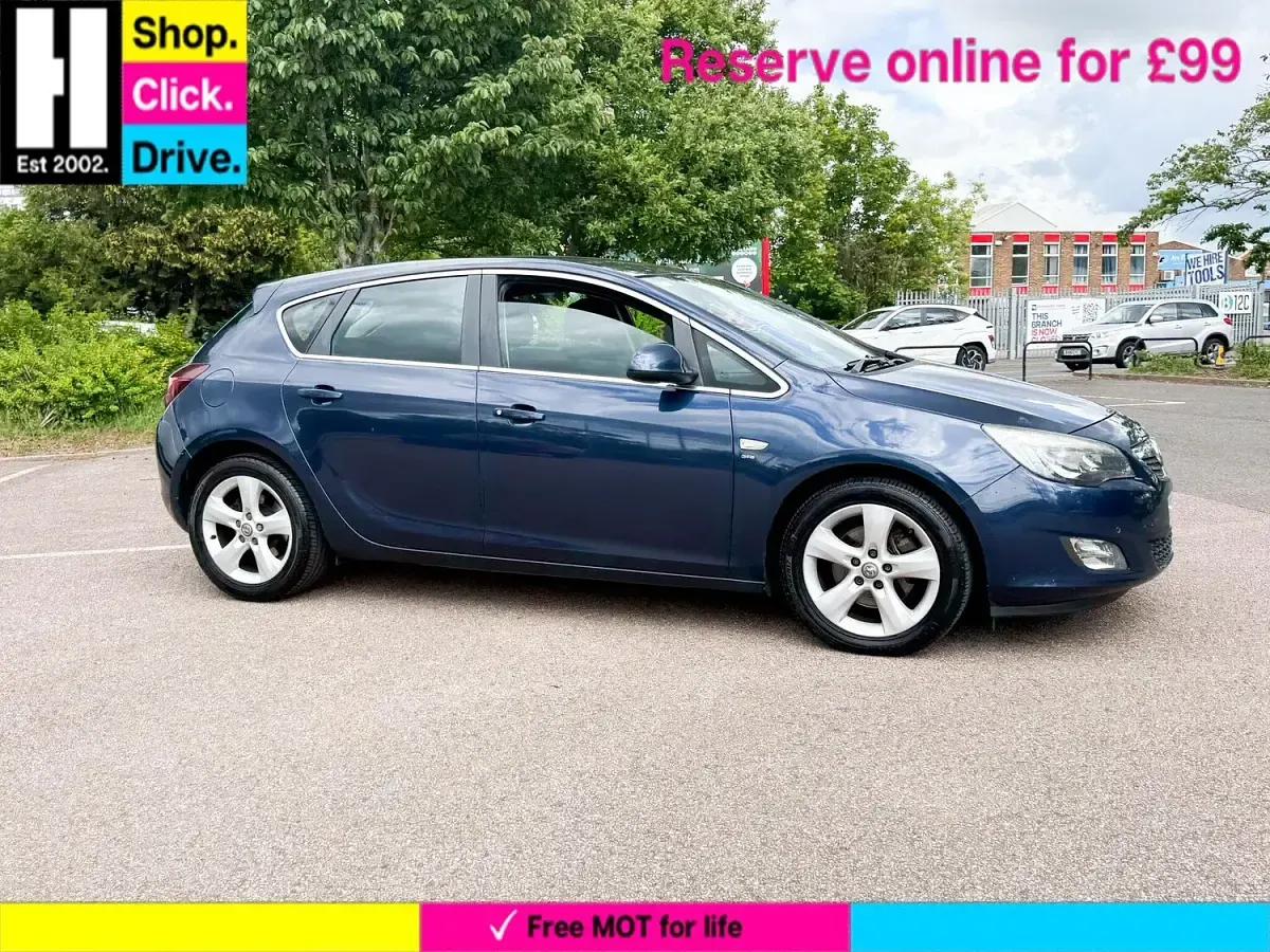 Used Vauxhall Astra SRi 165 HP (121 kW) 2011 Blue Hatchback