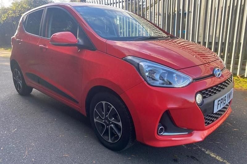 Red Used 2019 Hyundai i10 Premium Hatchback | £9,900 (Super price) - Image 1/1