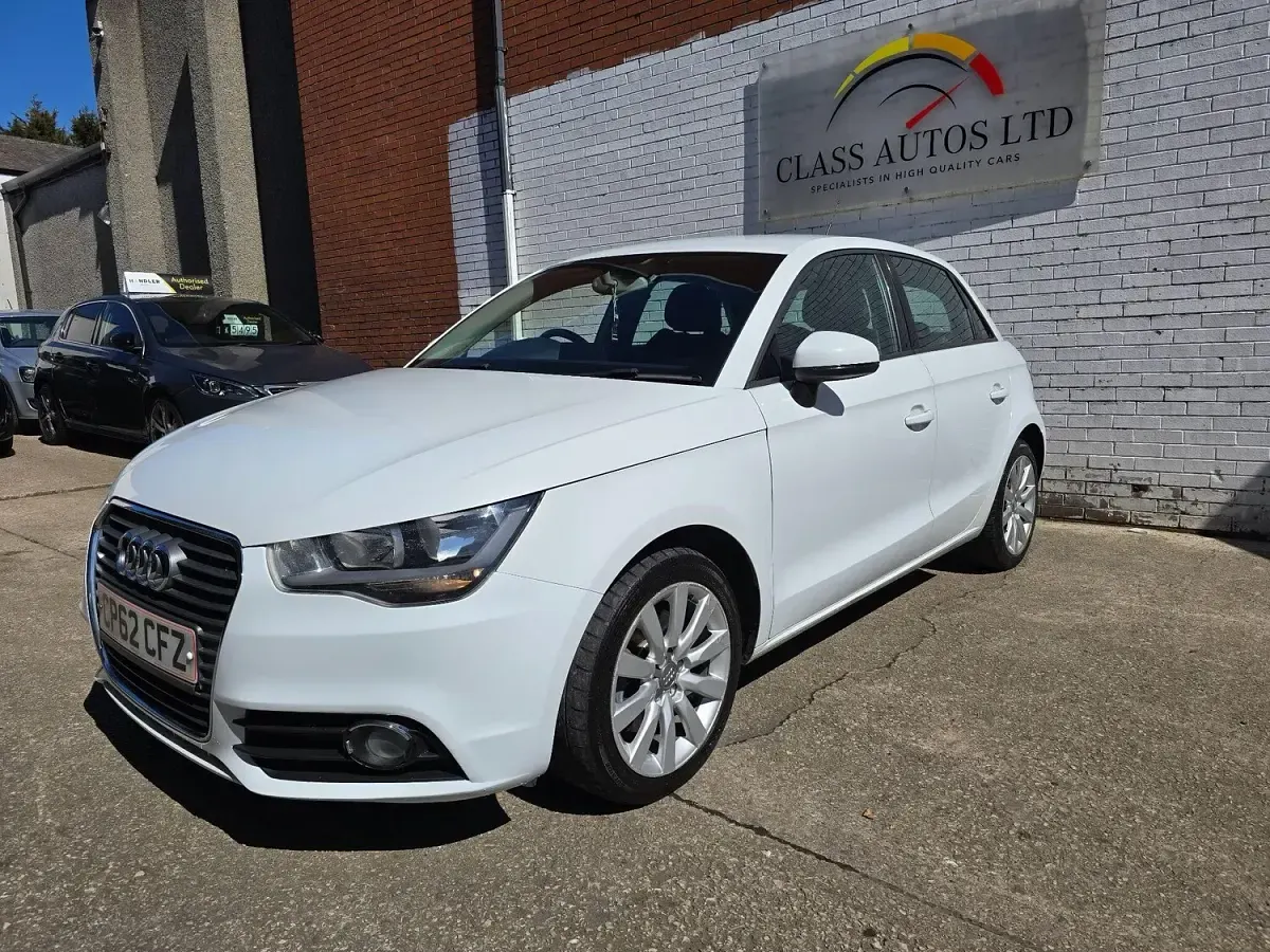 Used Audi A1 Sportback Sport 122 HP (89 kW) 2012 White Hatchback
