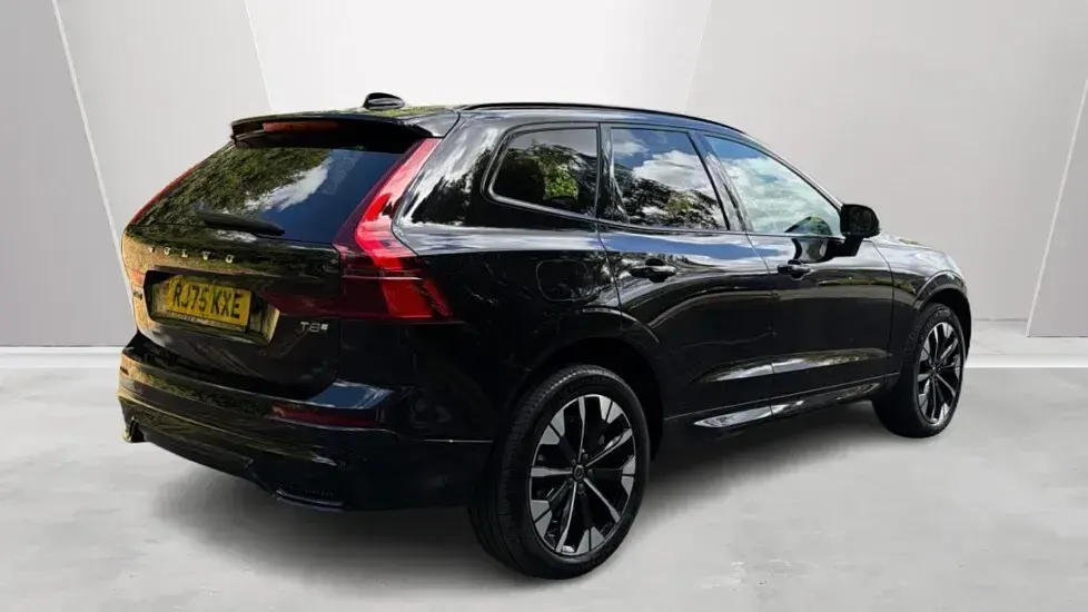 Used Volvo XC60 Ultra 449 HP (330 kW) 2025 Black SUV