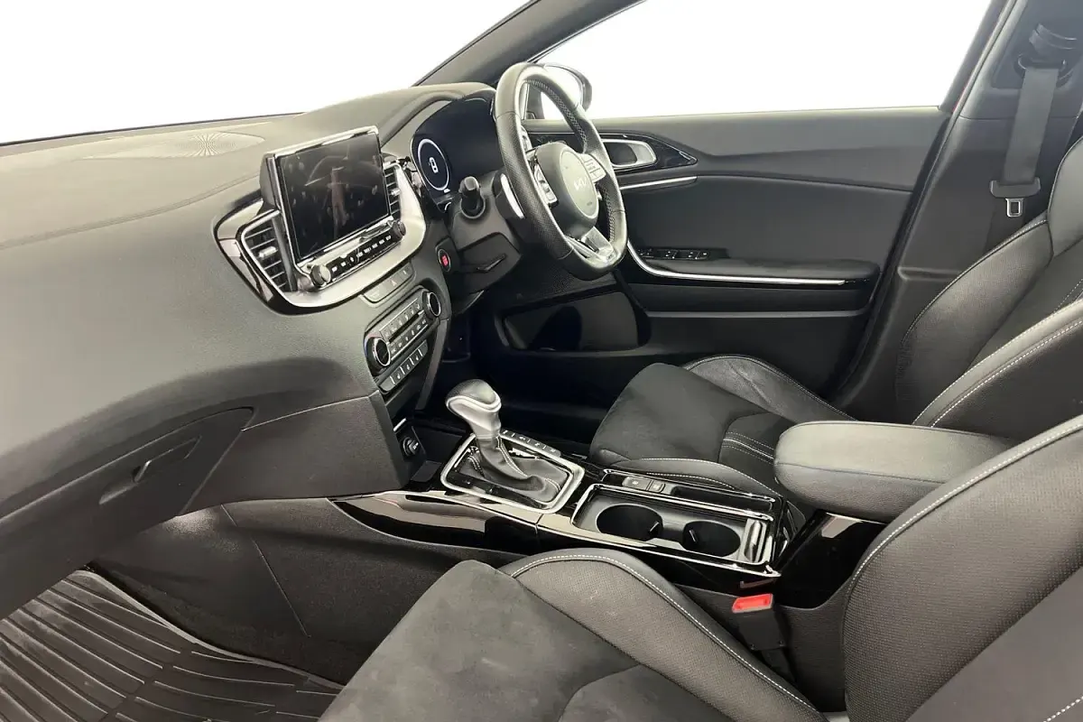 Used Kia ProCeed GT-Line S 2023 Red Estate