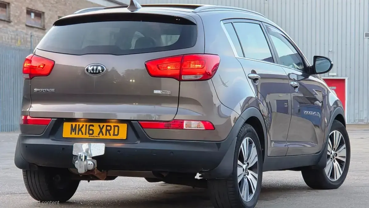 Used Kia Sportage 114 HP (83 kW) 2016 Brown SUV