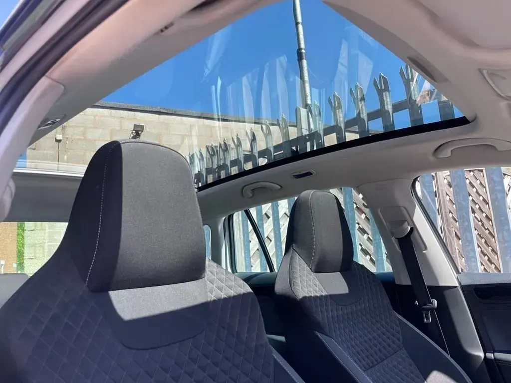 Usado Skoda Rapid Sport 95 HP (69 kW) 2017 Branco Citadino