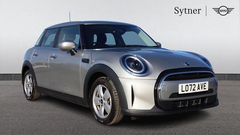 Silver Used 2022 Mini Cooper Classic Hatchback | £19,000 (Fair price) - Image 1/4