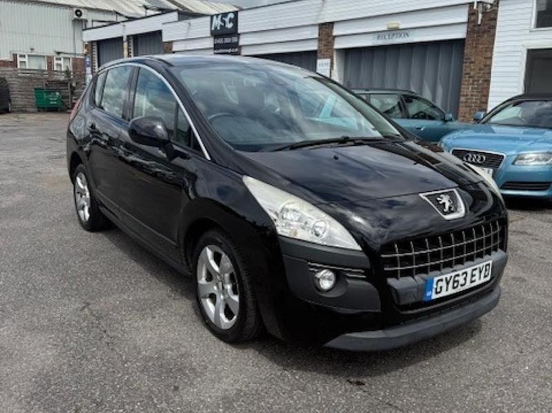Silver Used 2013 Peugeot 3008 Active SUV | £1,995 (Super price) - Image 1/4
