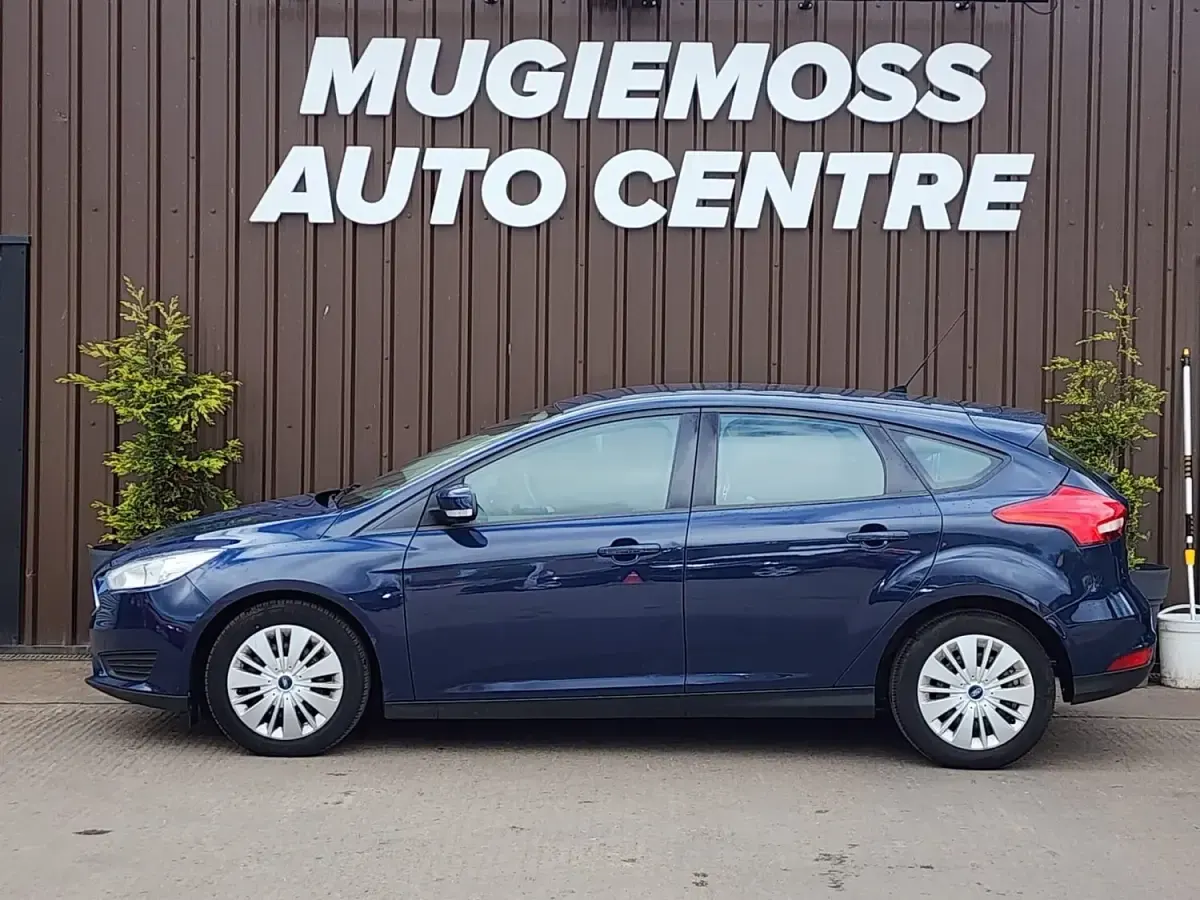Used Ford Focus Style 2016 Blue Hatchback