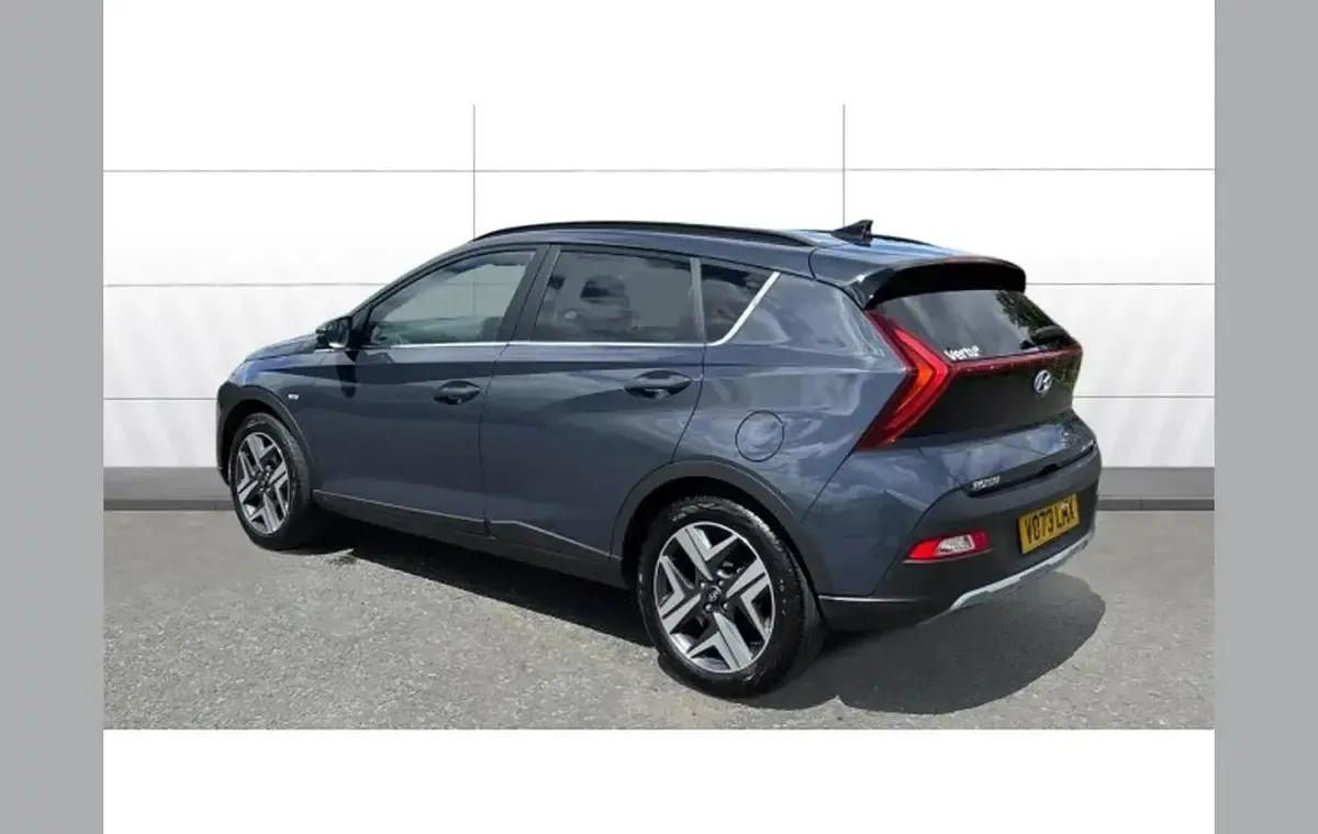 Used Hyundai Bayon Premium 99 HP (72 kW) 2023 Grey SUV