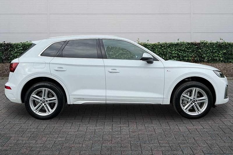 Used Audi Q5 S-Line 2024 White SUV
