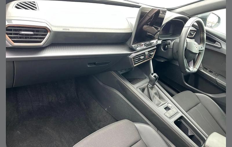 Used Cupra Formentor 147 HP (108 kW) 2025 Grey SUV