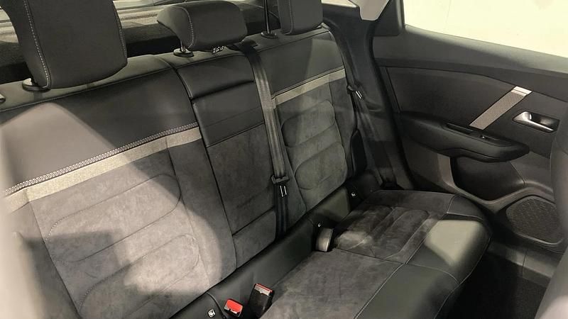 Used Citroën C4 PureTech 131 HP (96 kW) 2024 White SUV