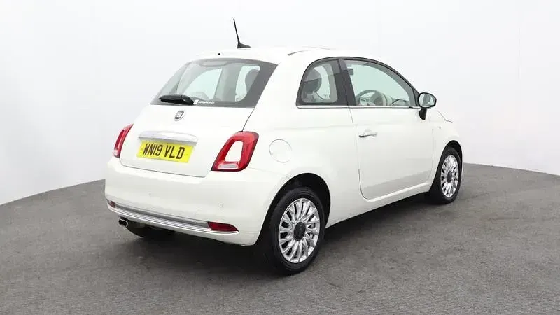 Used Fiat 500 Lounge 69 HP (50 kW) 2019 White Hatchback