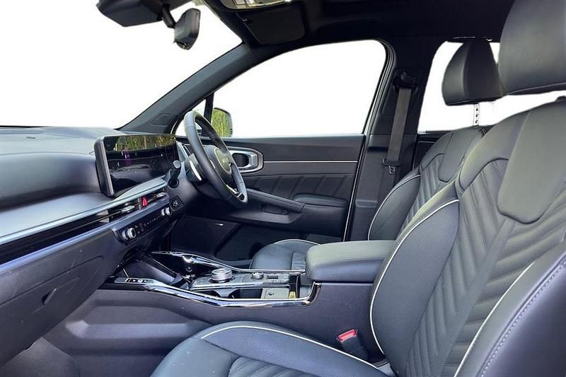 Used Kia Sorento 248 HP (182 kW) 2025 White SUV