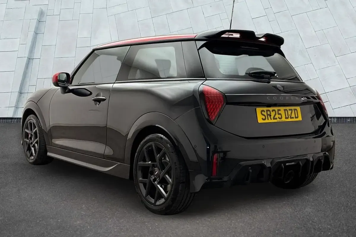 Used Mini John Cooper Works Hatch 228 HP (167 kW) 2025 Black Hatchback