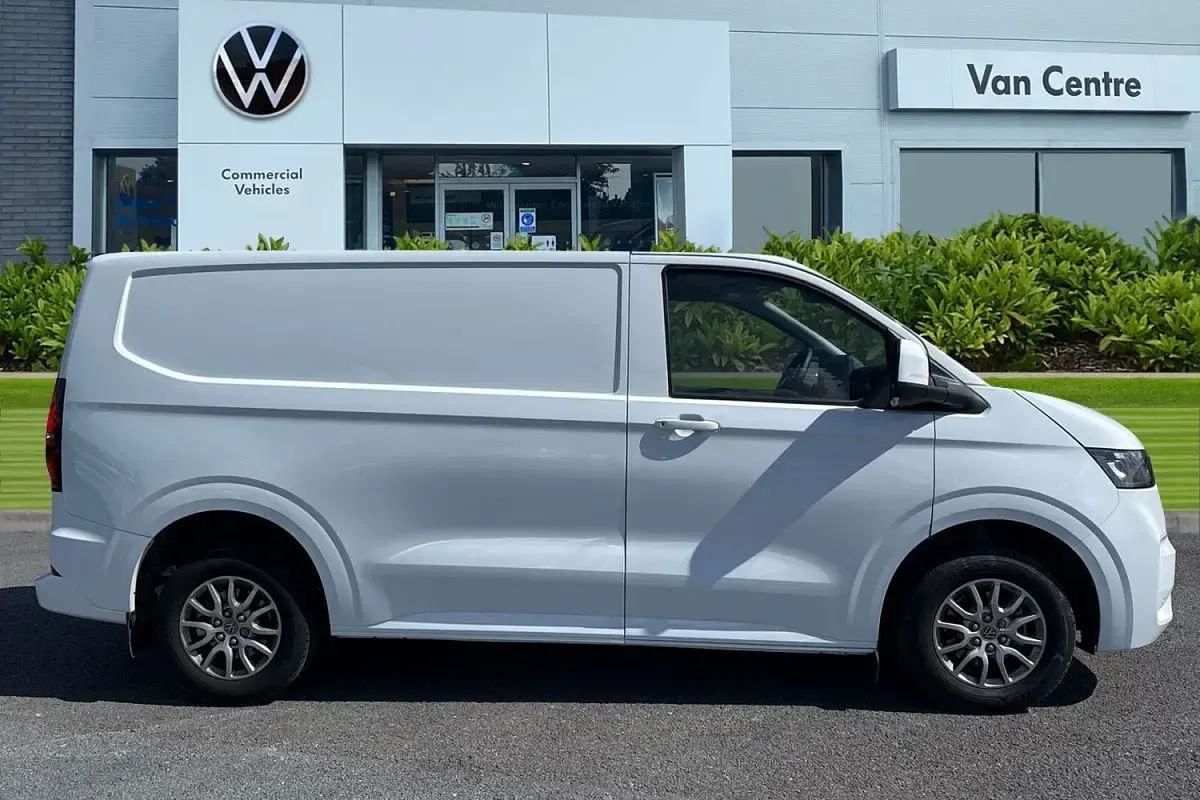 New VW Transporter 110 HP (80 kW) 2025 White Van