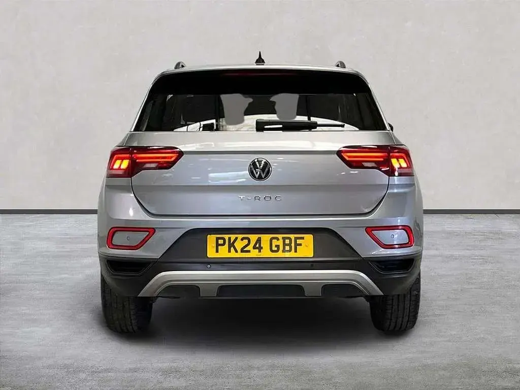 Used VW T-Roc Match 110 HP (80 kW) 2024 Silver SUV
