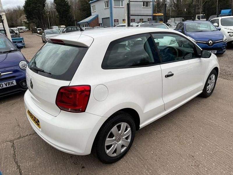 Used VW Polo S 60 HP (44 kW) 2010 White Hatchback