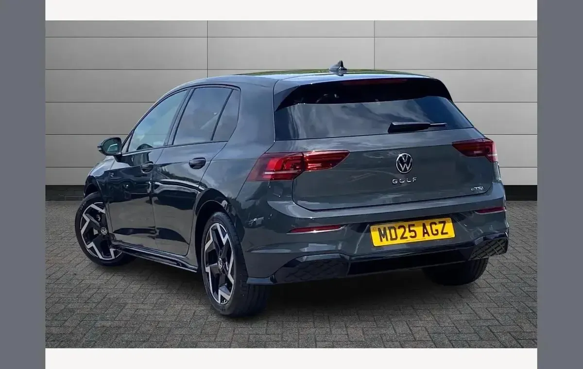 Used VW Golf VIII R-line 150 HP (110 kW) 2025 Grey Hatchback