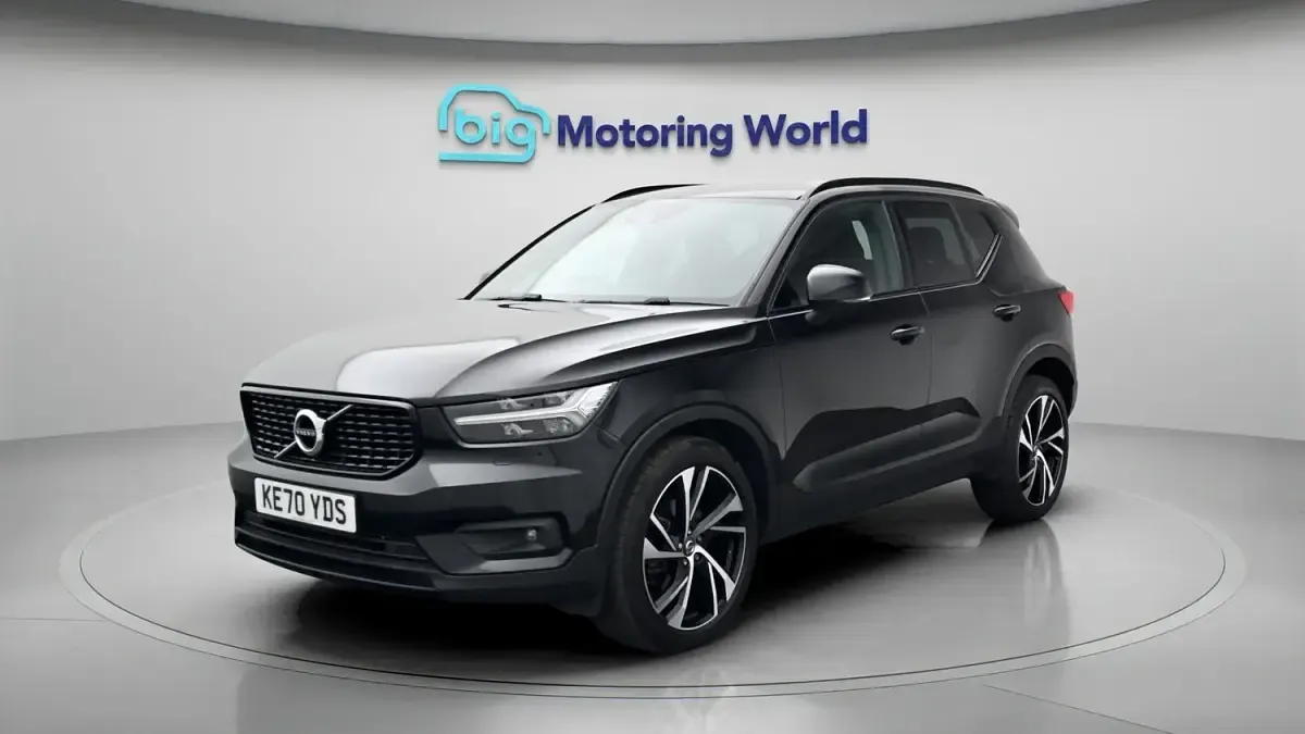 Used Volvo XC40 R-Design Pro 197 HP (144 kW) 2020 Black SUV