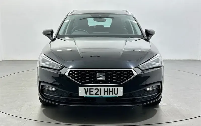 Used Seat Leon XCELLENCE Lux 204 HP (150 kW) 2021 Black Estate
