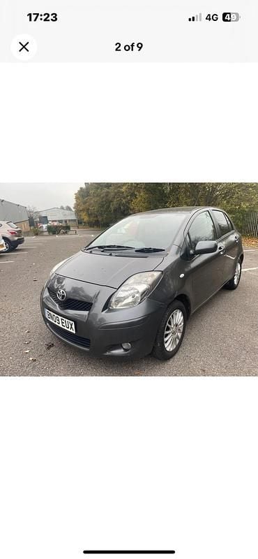 Grey Used 2009 Toyota Yaris SR Hatchback | £1,500 (Good price) - Image 1/4