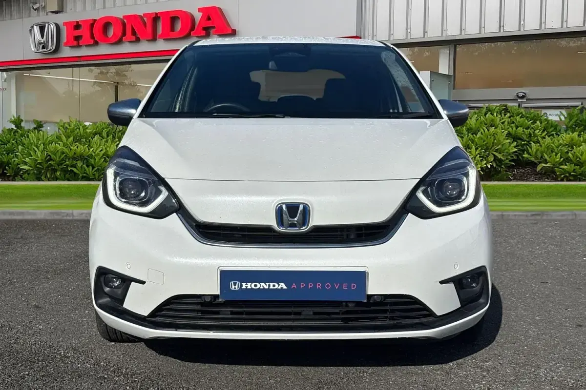 Second-hand Honda Jazz EX 2023 Alb Hatchback