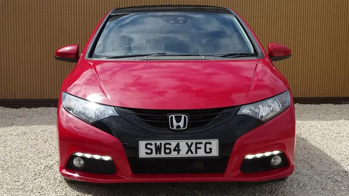 Used Honda Civic SR 120 HP (88 kW) 2014 Red Hatchback