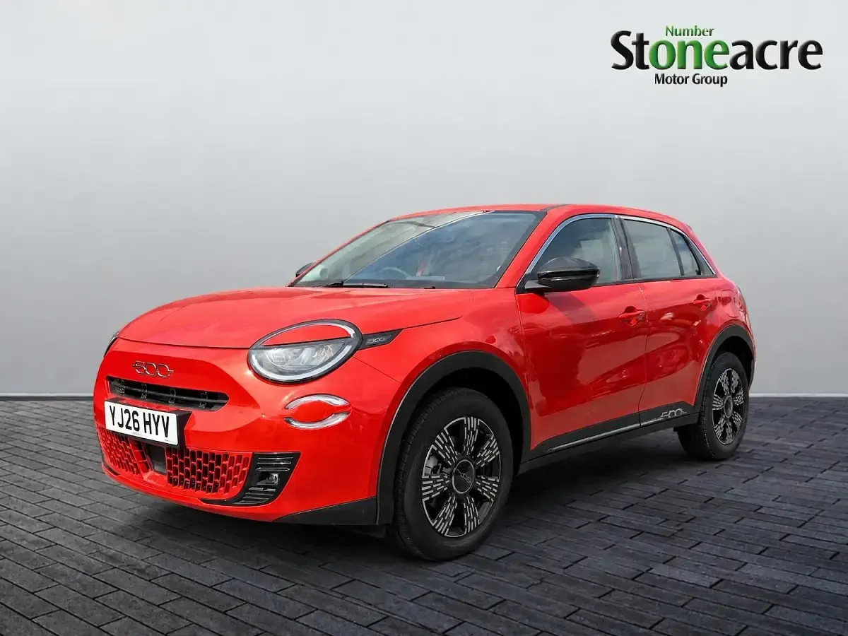 New Fiat 600 100 HP (73 kW) 2026 Orange SUV