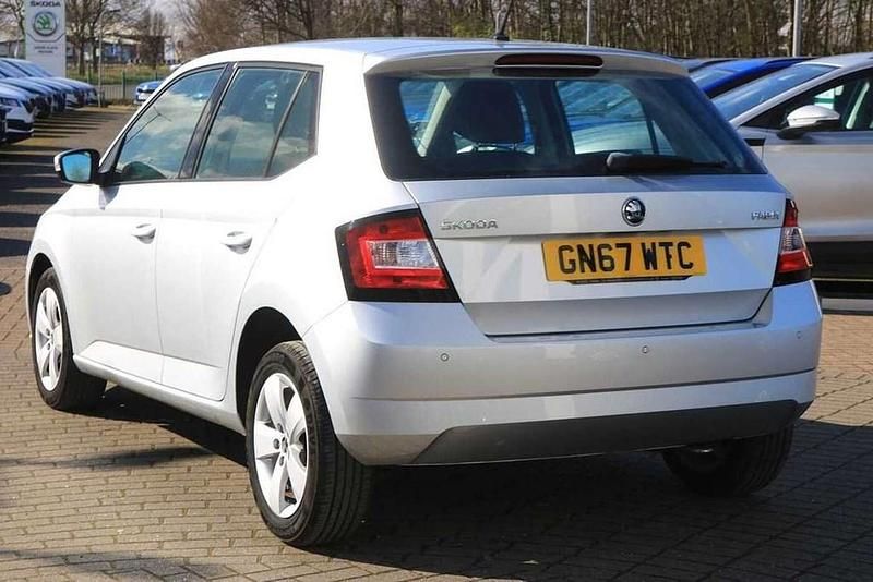 Used Skoda Fabia SE 94 HP (69 kW) 2017 Silver Hatchback