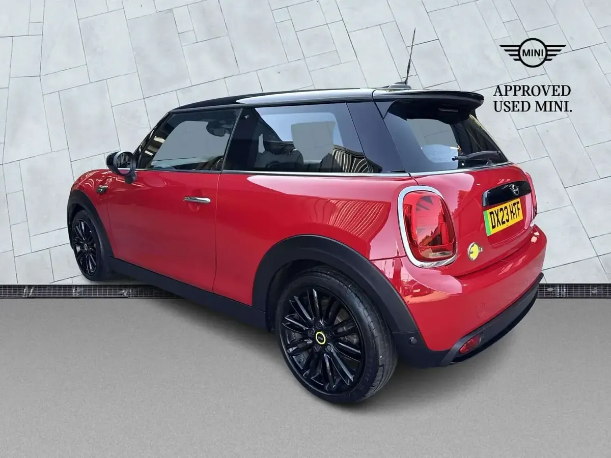 Used Mini Cooper S Hatch 135 kW (184 HP) 2023 Red Hatchback