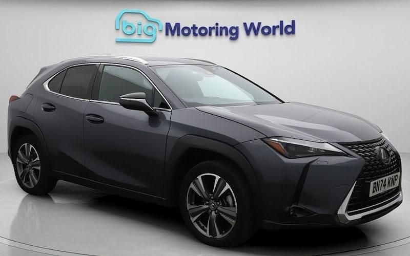 Used 2024 Lexus UX SUV | £23,300 (A bit pricey) - Image 1/4