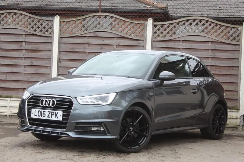 Usado Audi A1 S-Line 2016 Cinzento Citadino