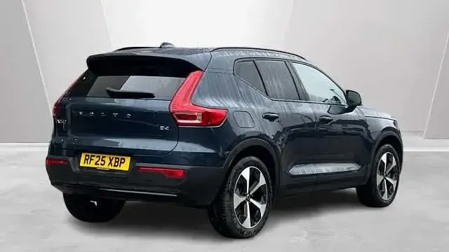 Used Volvo XC40 Plus 194 HP (142 kW) 2026 SUV
