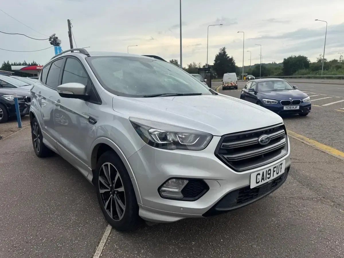 Used Ford Kuga ST-Line 150 HP (110 kW) 2019 Silver SUV