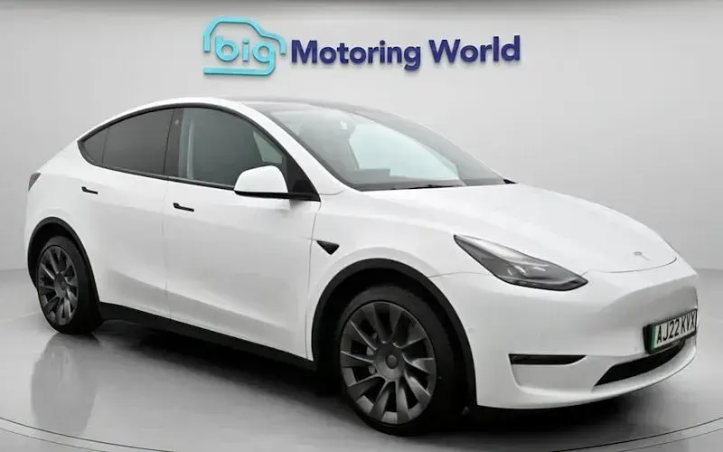 Used Tesla Model Y Long Range AWD 378 kW (514 HP) 2022 SUV