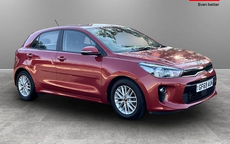 Begagnad Kia Rio 99 HK (72 kW) 2020 Halvkombi