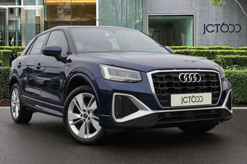 Used Audi Q2 S-Line 190 HP (139 kW) 2022 Blue SUV
